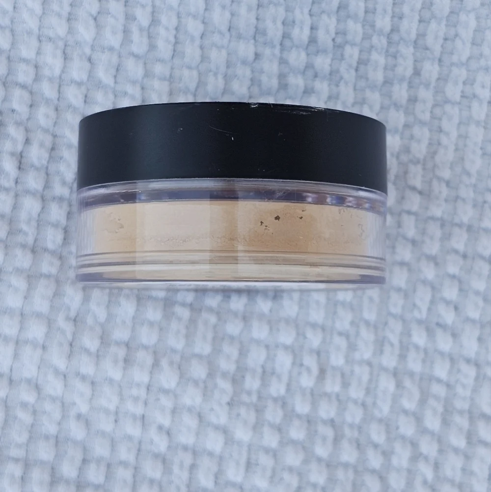 bareMinerals Original Loose Powder Foundation with SPF 15 Shade Light 08